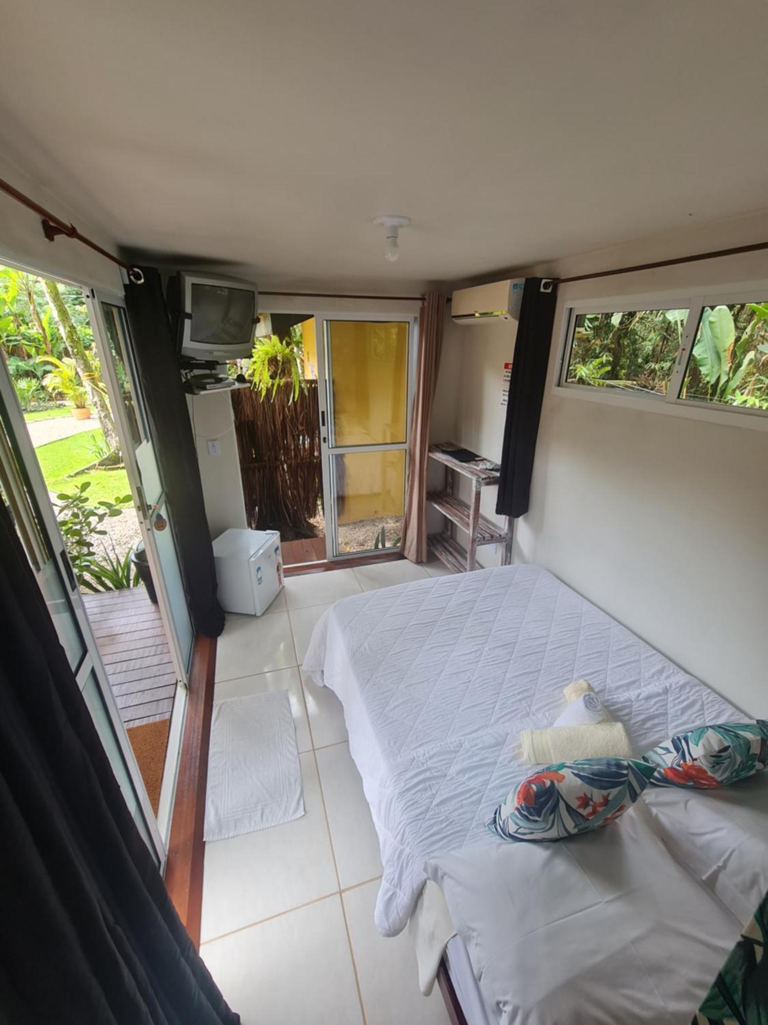 Nalu Guest House Ubatuba Bilik gambar